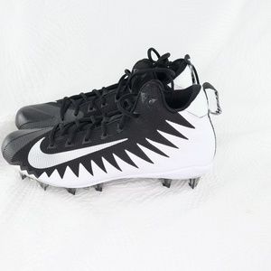 Nike Alpha Menace Football cleats